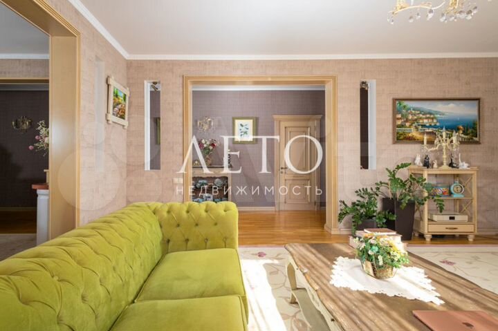 5-к. квартира, 150 м², 4/4 эт.
