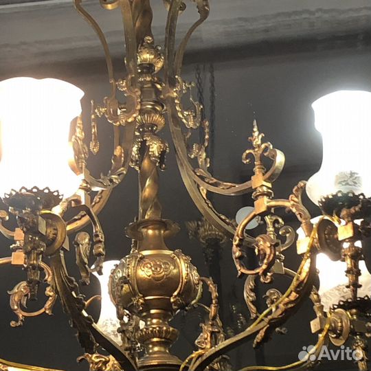 Большая антикварная бронзовая люстра начала XX века