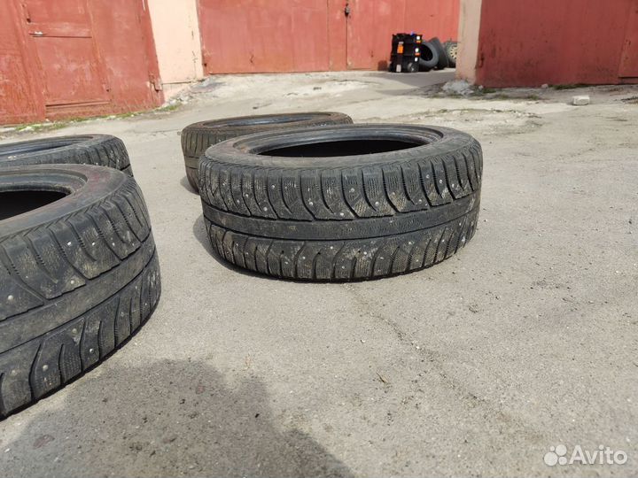 Bridgestone Ice Cruiser 7000 195/55 R15 85T