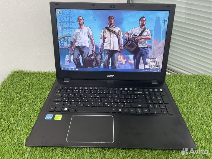 Игровой ноутбук Acer 2видеокарты/8gb/1000gb