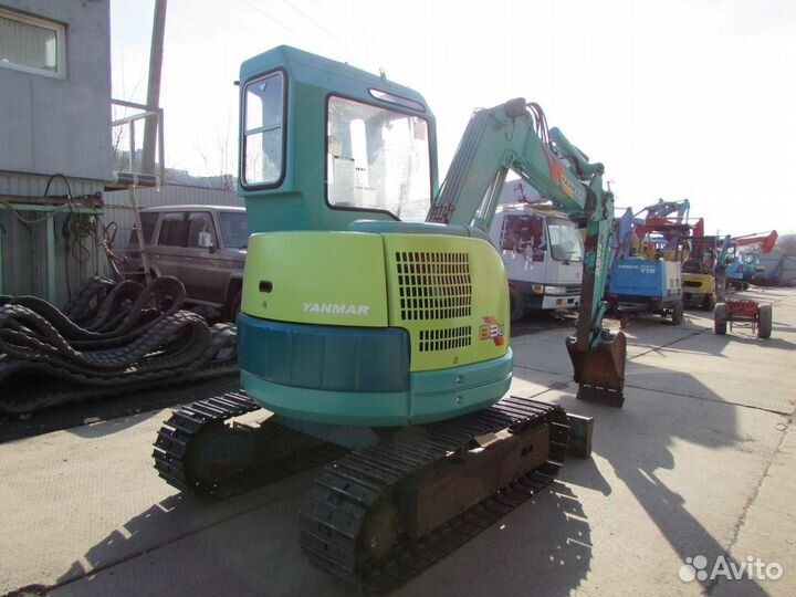 Щитки на мини-экскаватор yanmar B3U/B4U