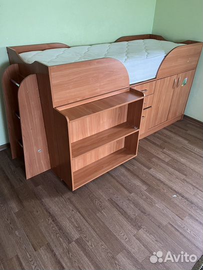 Кровать детская