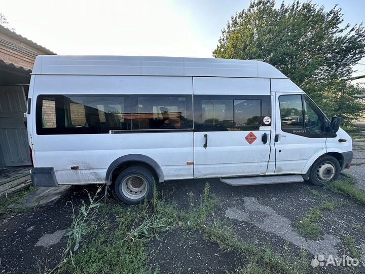 Ford Transit 2.4 МТ, 2009, битый, 15 000 км
