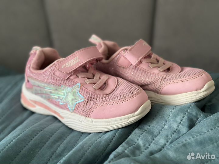 Кроссовки для девочки 29