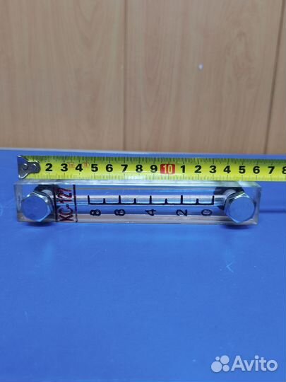 Указатель уровня гидравлики на баке YW2-127