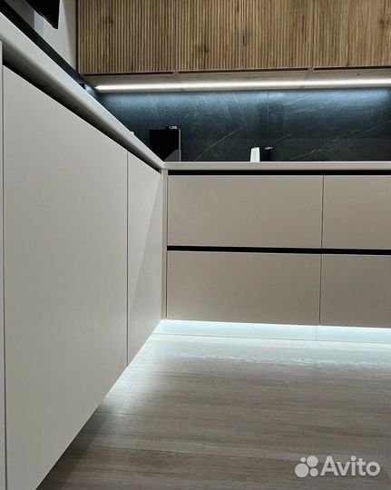 Кухонный гарнитур угловой на заказ