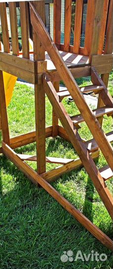 Детская деревянная площадка