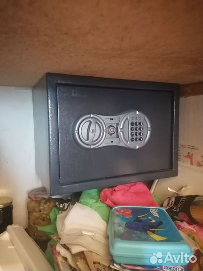Сейф с ключами