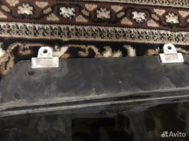 Стекло Nissan tiida