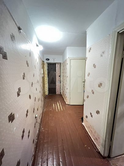 3-к. квартира, 56 м², 2/5 эт.