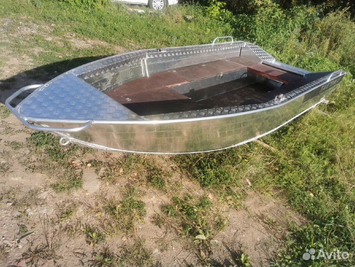 Алюминиевая моторная лодка Тактика-390Р