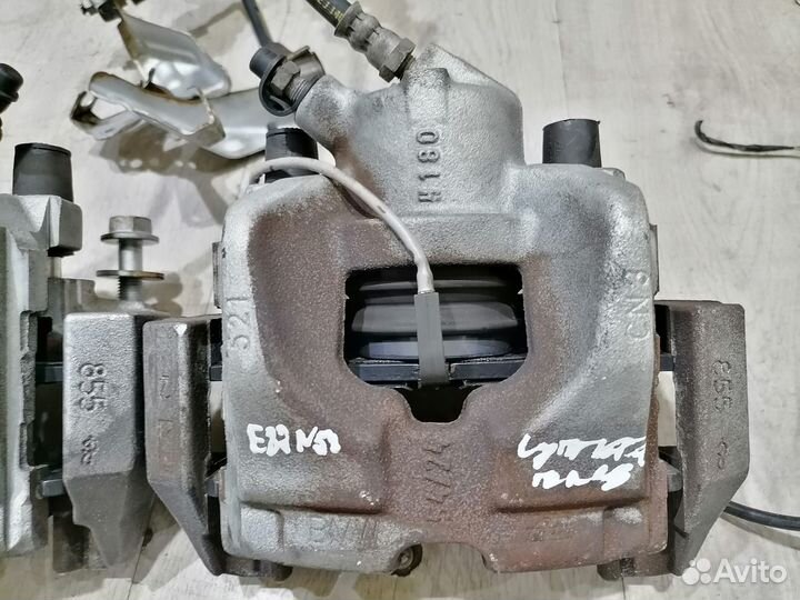 Суппорта тормозные передние BMW 1 E87 E81 3.0 N52