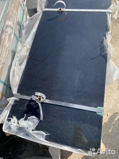 Памятники Габбро Черные