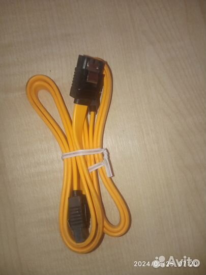 SATA кабель