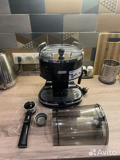 Кофеварка (кофемашина) DeLonghi Icona