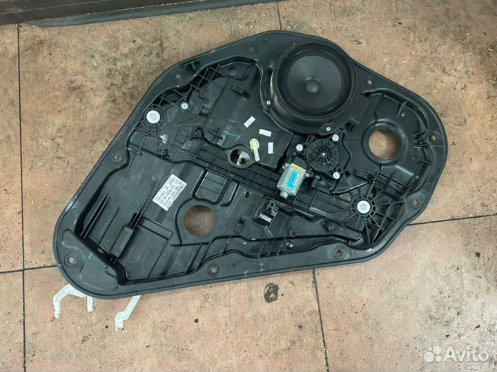 Стеклоподъёмник задний левый Hyundai I30 GD 1.6