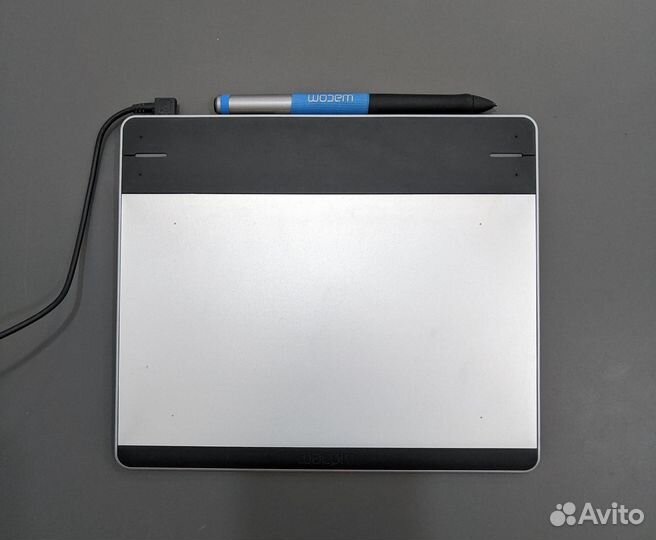 Графический планшет Wacom Intuos Pen S