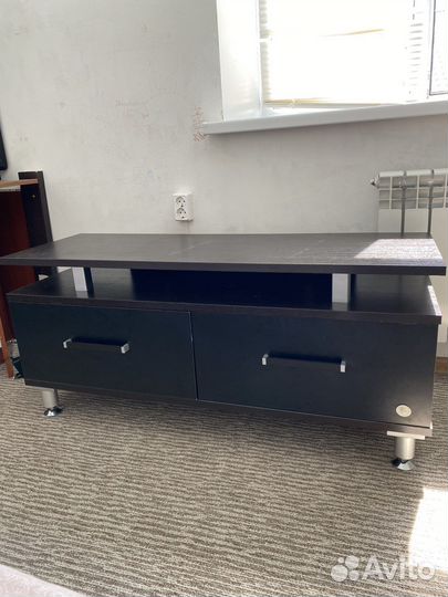 Тумба под телевизор