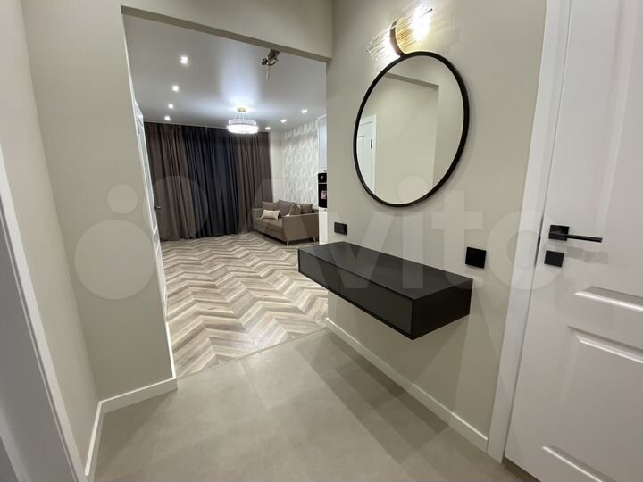 2-к. квартира, 42,3 м², 30/33 эт.