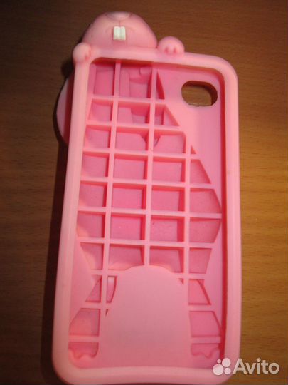 Чехлы на телефон