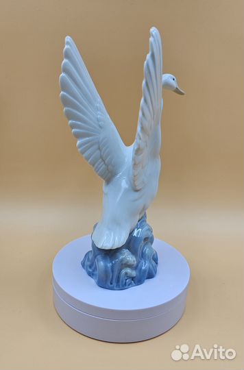 Nao by Lladro. Статуэтка 