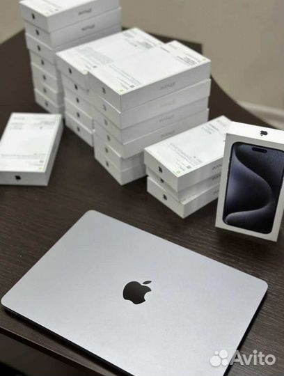 iPhone 15, 256 ГБ