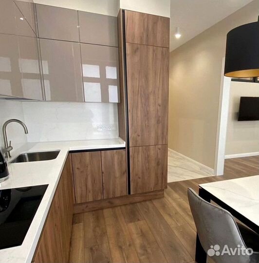 Хай тек кухонный гарнитур на заказ