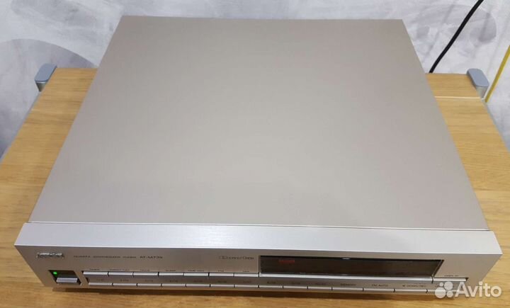 Тюнер akai AT-M739