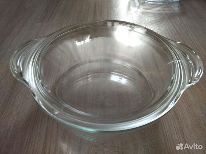 Кастрюля для микроволновки с крышкой