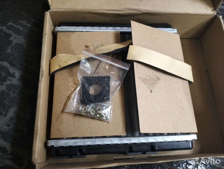 Радиатор отопителя салона