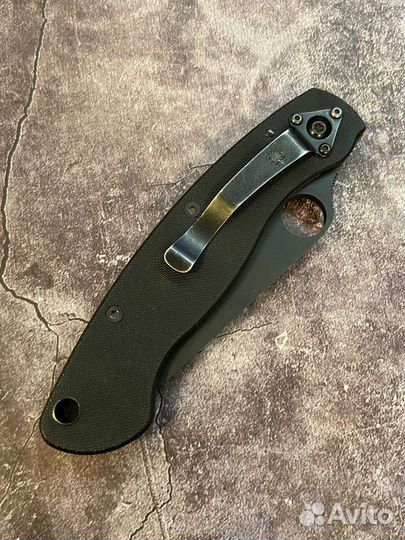 Spyderco military