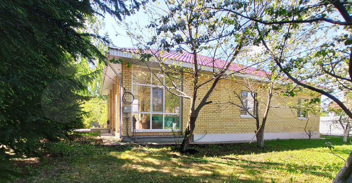 Дом 137 м² на участке 15 сот.