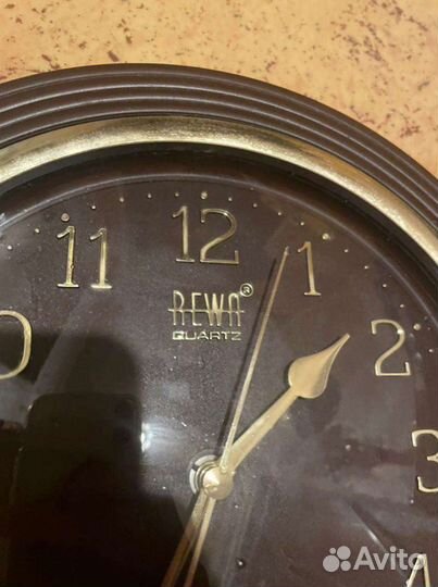 Часы настенные rewa quartz