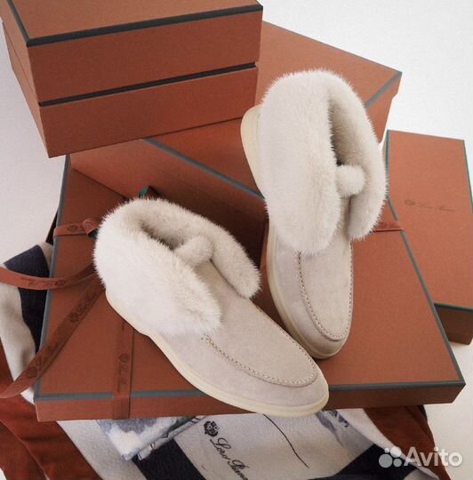 Лоферы Loro Piana с мехом норки