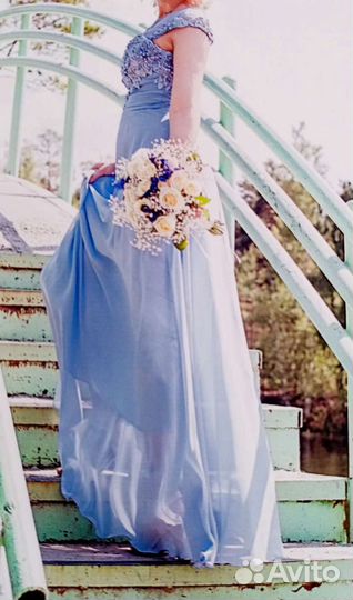 Вечернее платье