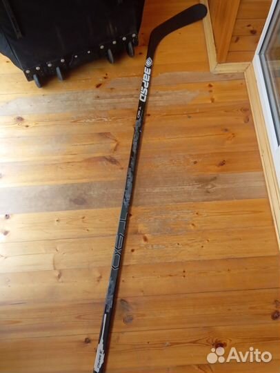 Хоккейная клюшка Заряд