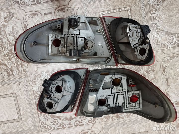 Фонари задние на мерседес 210