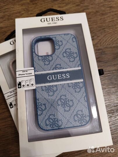 Оригинальные чехол Guess на iPhone 13mini