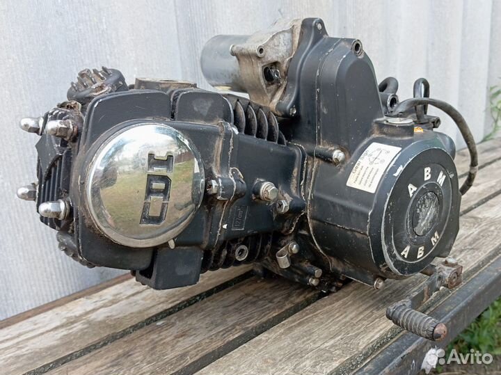 Двигатель 127куб