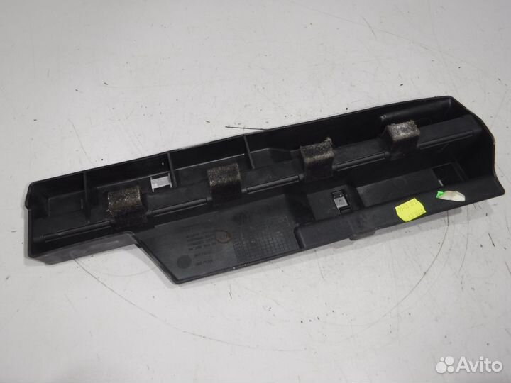 Кронштейн Peugeot 408