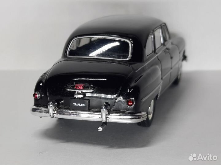 Модель зим 12, газ-12 Коллекционная машинка