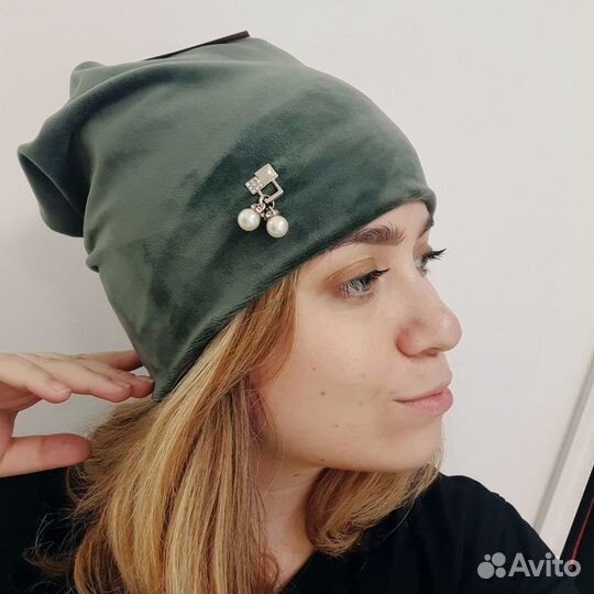 Бархатная шапка AB