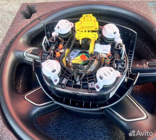 Рулевое колесо audi