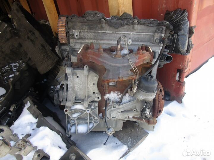 Двигатель NFU по запчастям