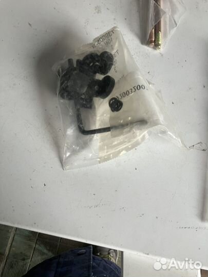 Лыжные крепления на багажник