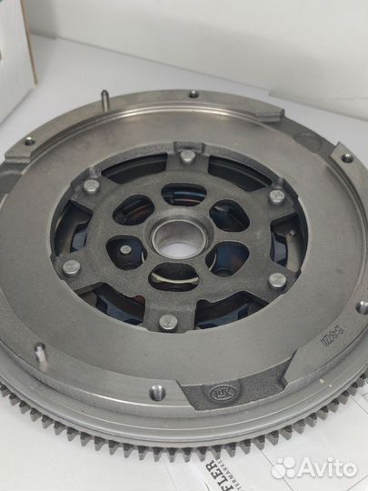 Маховик двухмассовый Форд Фокус LUK