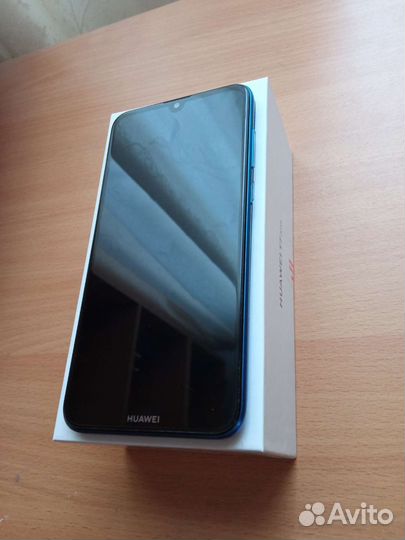 Телефон huawei Y7 2019