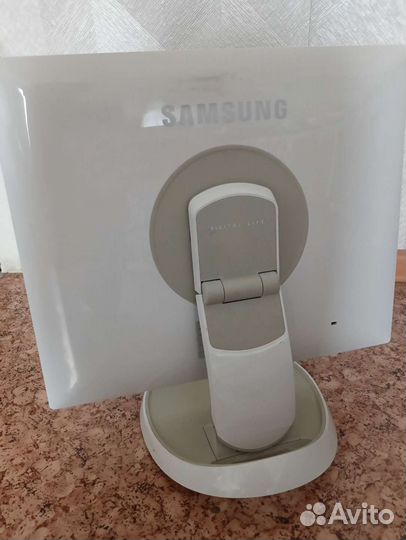 Монитор Samsung syncmaster 960bf