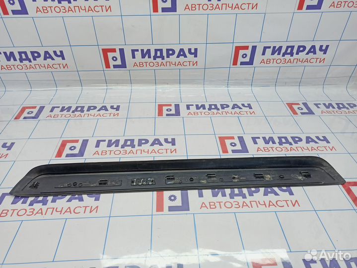 Накладка порога внутренняя правая BMW 6 (E63) 5147