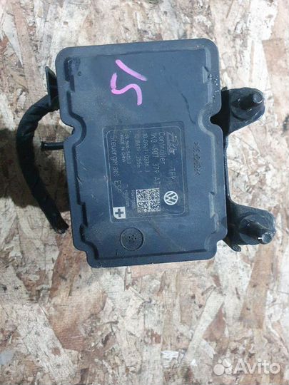 Блок abs Volkswagen Golf 6(5хб) 1.4 CAX 2008-2012
